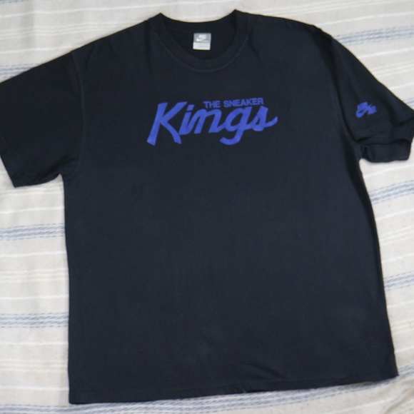 NIKE Air The Sneaker Kings Purple Velvet Tee Sz XXL - Picture 1 of 8